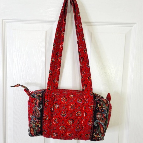 Vera Bradley Designs Red Long Strap Shoulder Bag CLEAN Beautiful UEC - Picture 2 of 8